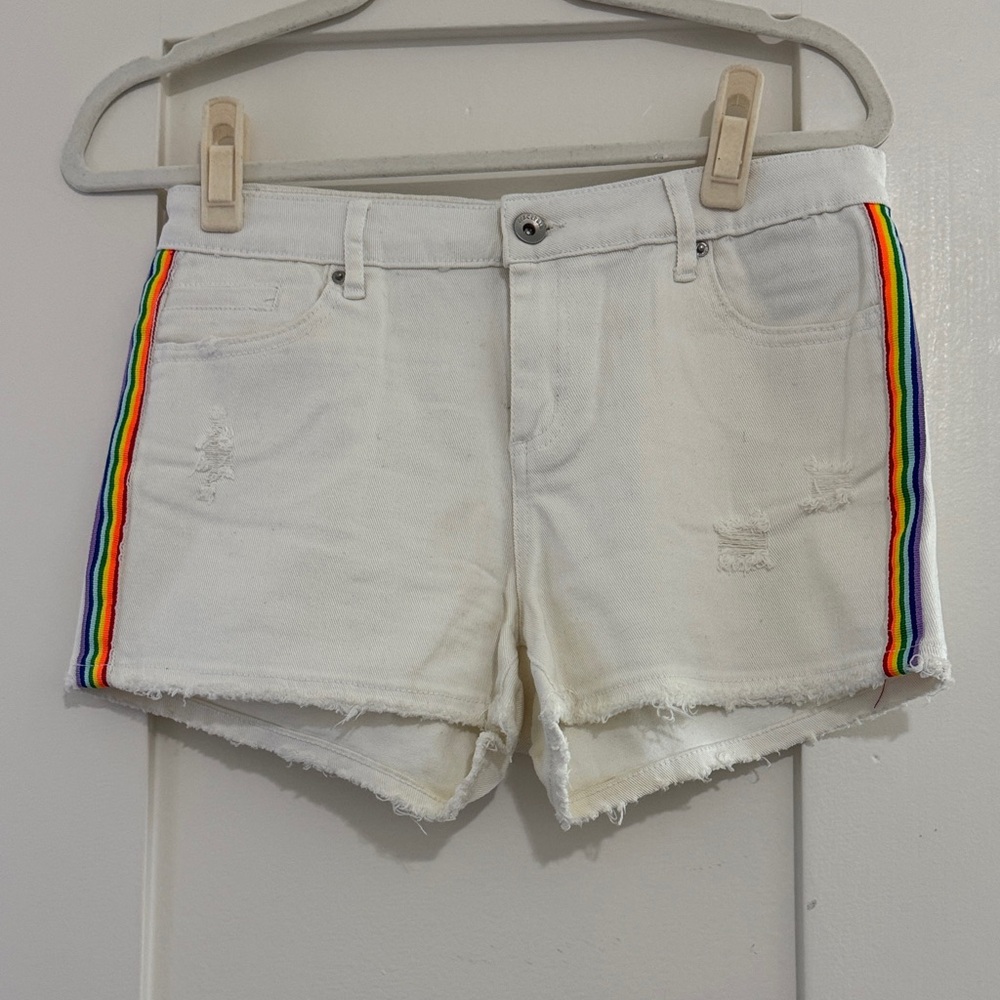 Tractr White Jean Shorts with Rainbow Stripes